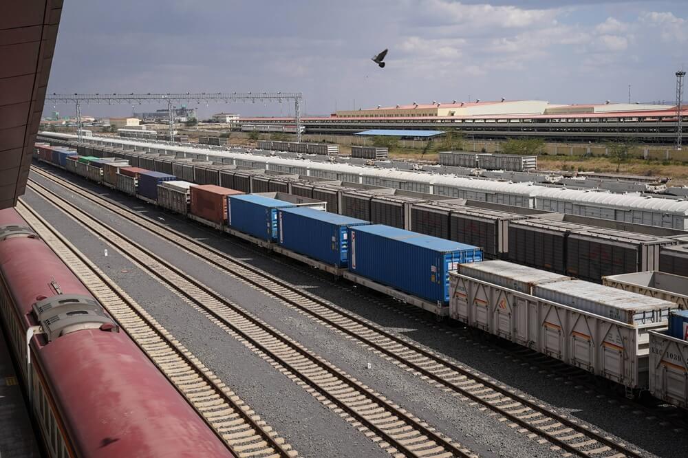 货运火车车号智能识别如何降低铁路货运30%人工成本？